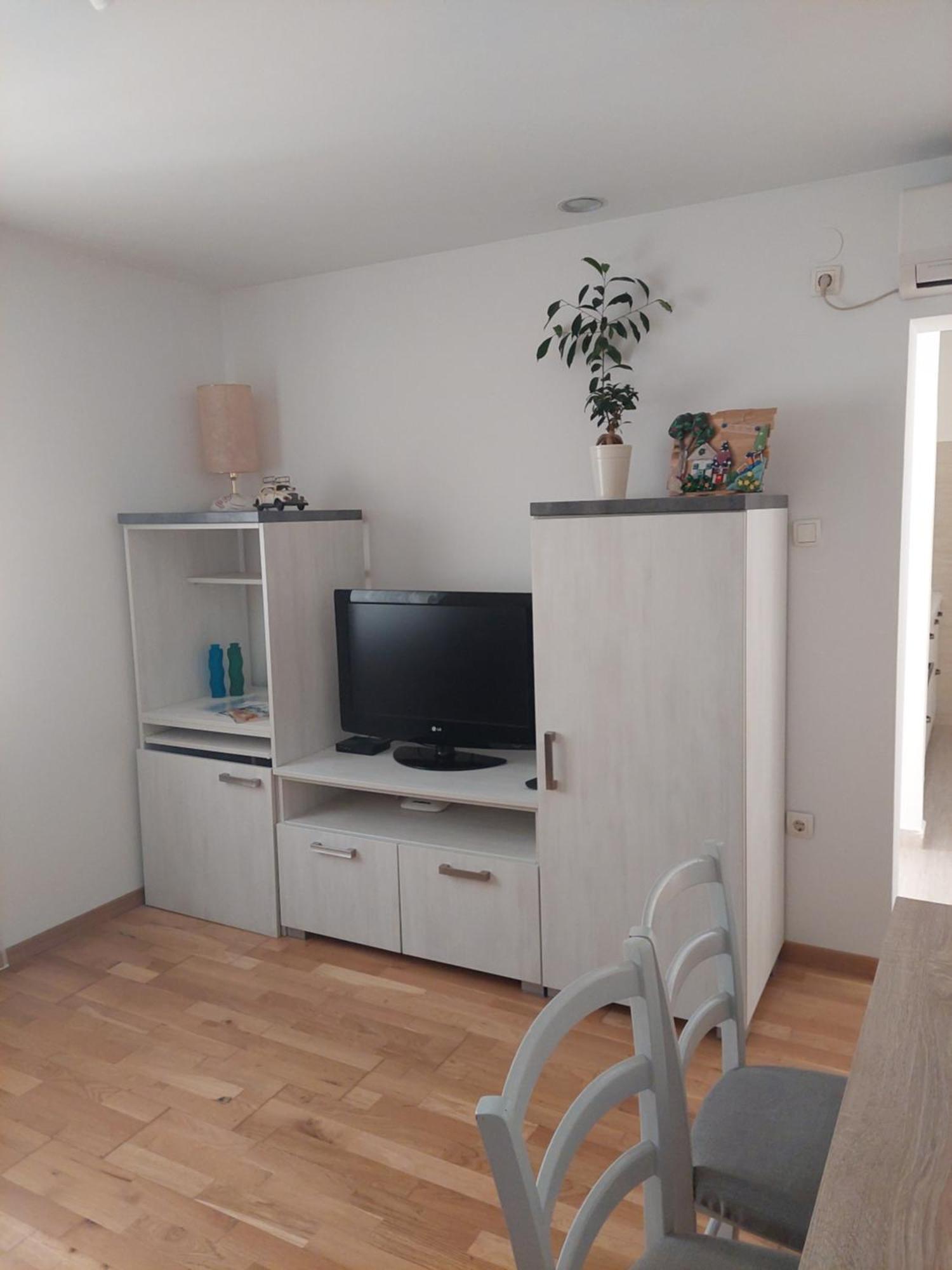 Apartman Zara Apartment ภายนอก รูปภาพ